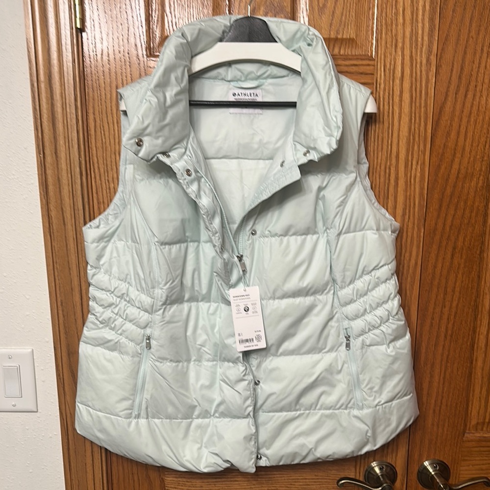 NWT‼️ Athleta Downtown Quilted Puffer Vest